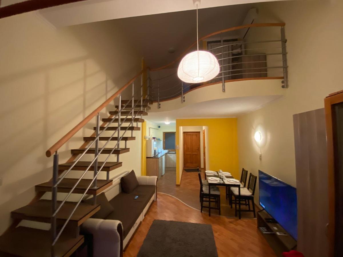 Апартаменти Mimi Apartman Дьюла Екстер'єр фото
