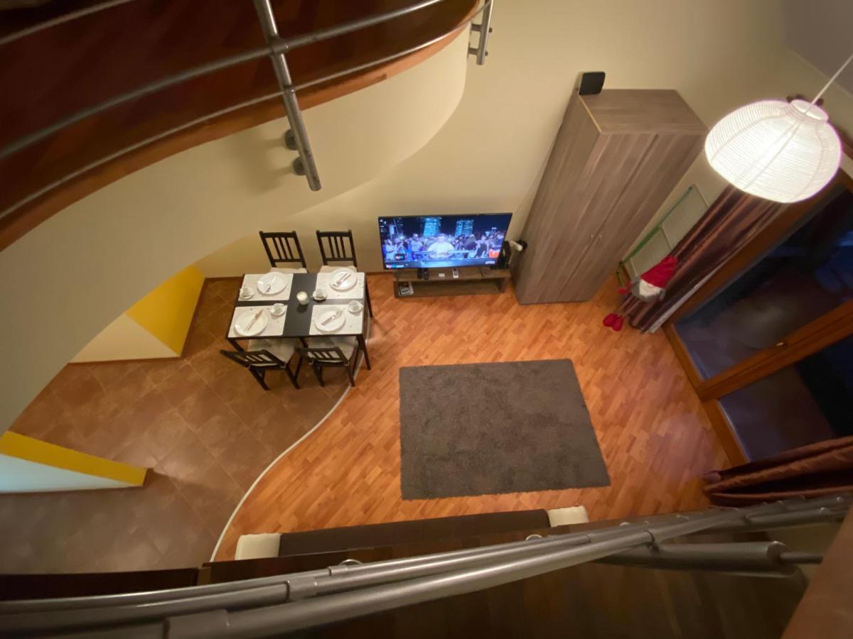 Апартаменти Mimi Apartman Дьюла Екстер'єр фото